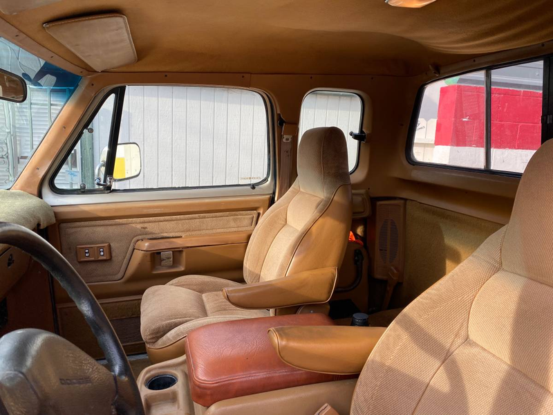 Illustration for article titled At $6,800, Is This 1993 Dodge D250 Club Cab A Ram You Would Jam?